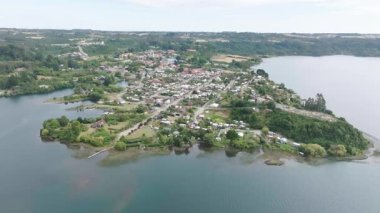 San Agustin Mahallesi Puerto Octay 'lı tarihi kilise. Yüksek kalite 4k görüntü