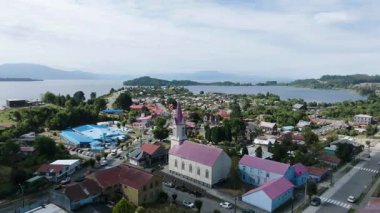San Agustin Mahallesi Puerto Octay 'lı tarihi kilise. Yüksek kalite 4k görüntü