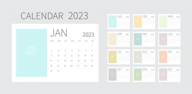 Takvim 2023 şablonu. Minimum tasarım. Fotoğraf için yer alan takvim şablonu tasarımı. Vektör illüstrasyonu