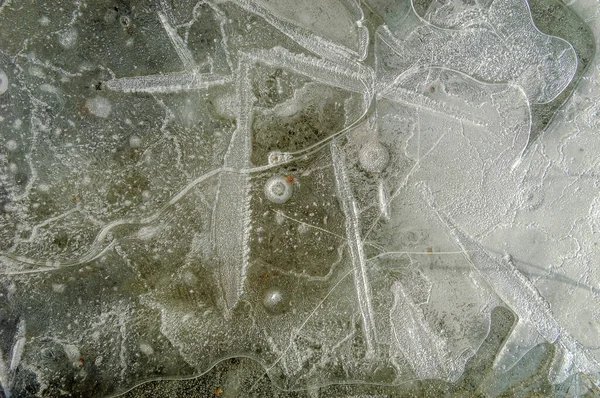 Φυσαλίδες Αέρα Παγιδευμένες Στον Πάγο Που Σχηματίζεται Ένα Ποτάμι Από — Φωτογραφία Αρχείου