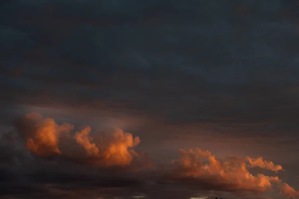 Orange Roter Bewölkter Himmel Der Abenddämmerung Frühling Bas Rhin Collectivite — Stockfoto