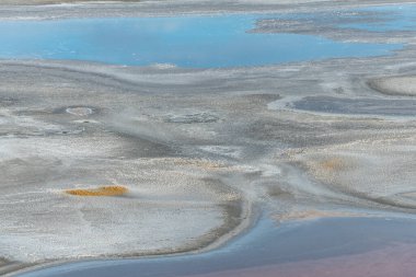 Salin de Giraud köyünde tuz tüketimi Grand Rhone 'un ağzının yakınında. Parc naturel regional, Arles, Bouches du Rhone, Provence Alpes Cote d 'Azur, Fransa.