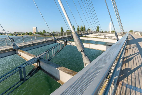 Deux Rives Voetgangersbrug Tussen Duitsland Frankrijk Kehl Straatsburg Symbool Van — Stockfoto