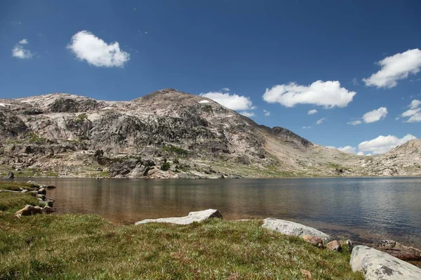 Lago Albino Montagne Dentate Montana — Foto Stock