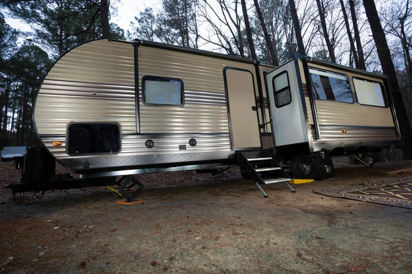 Camping Släpvagn Skog Nära Jordansjön North Carolina — Stockfoto