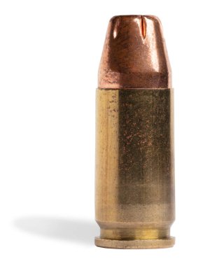 Yarı otomatik tabancanın 9 mm 'lik fişeğinde aşınma görülüyor.