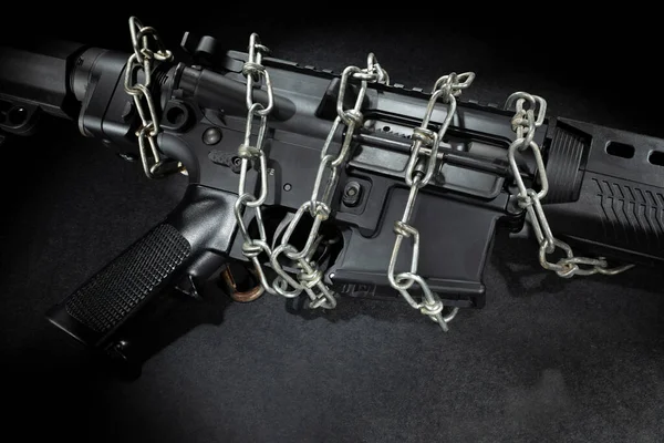 Fusiles Asalto Atados Cadenas Debido Legislación Control Armas —  Fotos de Stock