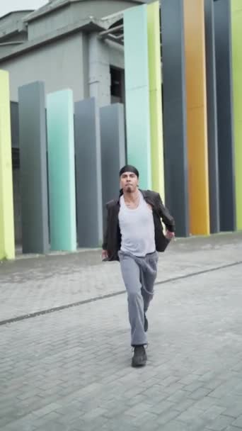 Ритм Ставлення Виступ Латиноамериканських Підлітків Вуличного Танцю Хіп Хопу — стокове відео