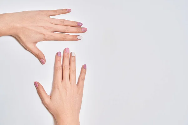 Zblízka Pohled Ženu Ukazující Ruce Manikúrou Nehtů Manikúra Krása Koncept — Stock fotografie