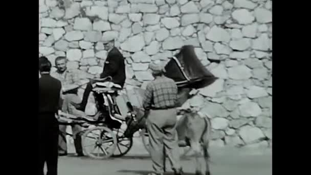 Terminillo Italie Mars 1950 Personnes Avec Des Ânes Des Voitures — Video
