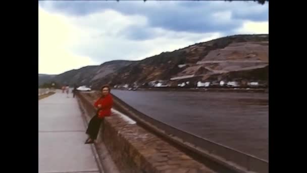 Múnich Alemania Marzo 1970 Vista Del Río Con Carretera Turistas — Vídeos de Stock