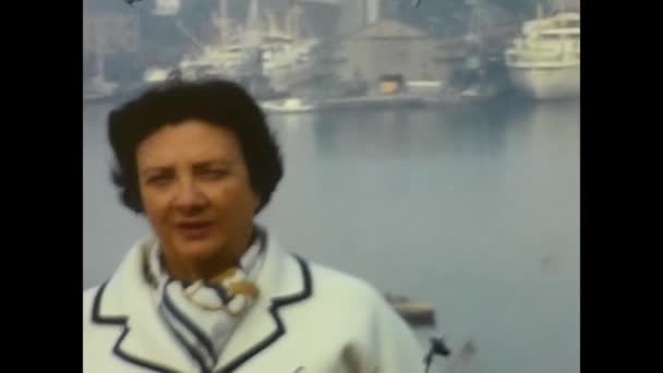 Oslo Νορβηγία Ιούνιος 1960 Γυναίκα Μιλά Στο Λιμάνι Oslo Πλοία — Αρχείο Βίντεο