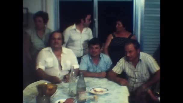 Παλέρμο Ιταλία Μάιος 1970 Σικελική Οικογένεια Στο Μεσημεριανό Γεύμα Της — Αρχείο Βίντεο