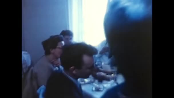Lyon Francouzsky Únor 1970 Svatební Fráze Restauraci Francii Letech — Stock video