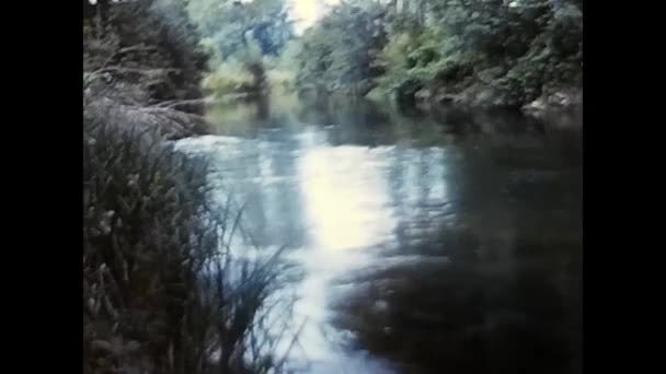 1970年6月 70年代法国河流景观 — 图库视频影像