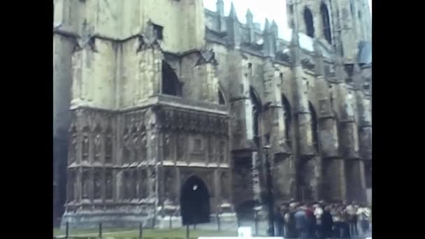 London United Kingdom April 1970 View Canterbury Cathedral 70S — Video