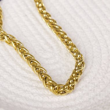 luxury gold and diamond jewelery