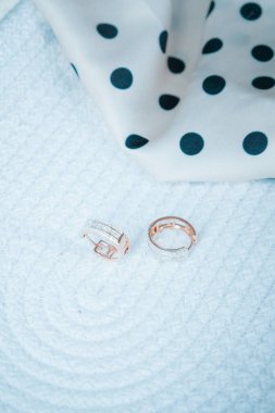 luxury gold and diamond jewelery