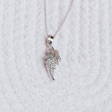 luxury gold and diamond jewelery