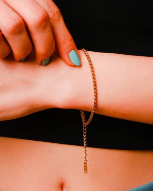 luxury gold and diamond jewelery