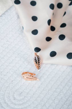 luxury gold and diamond jewelery