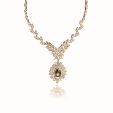 luxury gold and diamond jewelery