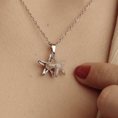 luxury gold and diamond jewelery