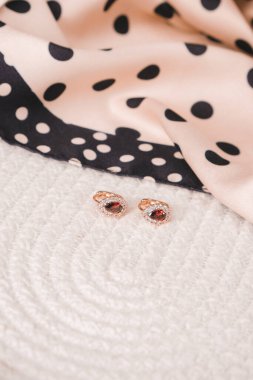 luxury gold and diamond jewelery