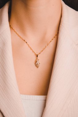 luxury gold and diamond jewelery