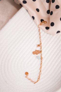 luxury gold and diamond jewelery