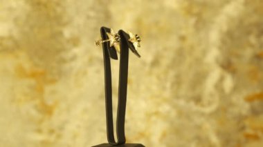 luxury gold and diamond jewelery