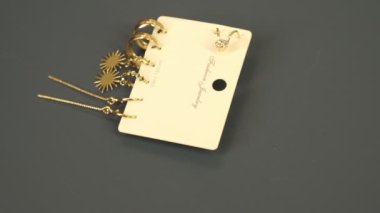 luxury gold and diamond jewelery