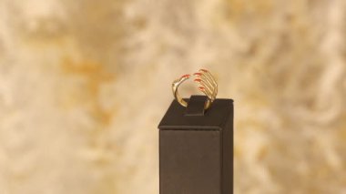 luxury gold and diamond jewelery