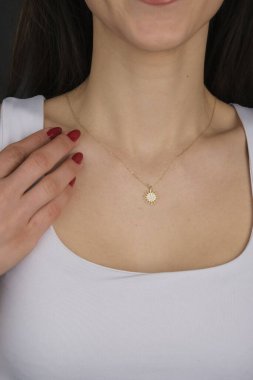 luxury gold and diamond jewelery