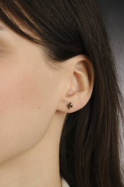 luxury gold and diamond jewelery