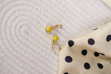 luxury gold and diamond jewelery