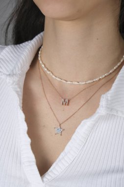 luxury gold and diamond jewelery