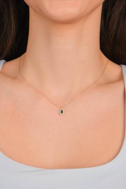 luxury gold and diamond jewelery