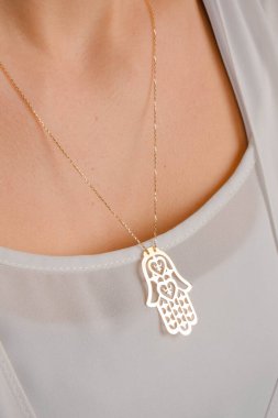 luxury gold and diamond jewelery