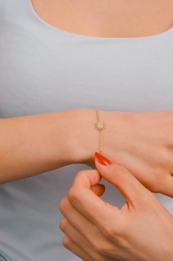 luxury gold and diamond jewelery