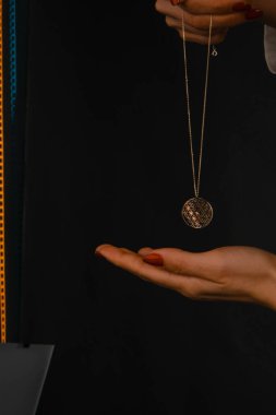 luxury gold and diamond jewelery