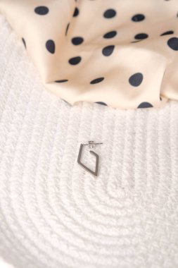 luxury gold and diamond jewelery