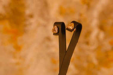 luxury gold and diamond jewelery