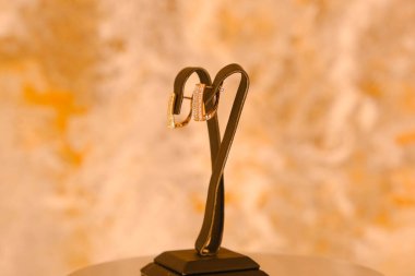 luxury gold and diamond jewelery
