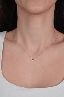 luxury gold and diamond jewelery