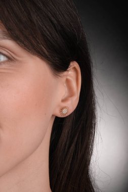luxury gold and diamond jewelery