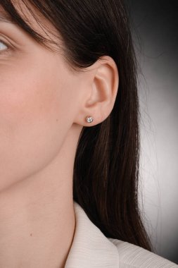 luxury gold and diamond jewelery