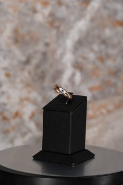 luxury gold and diamond jewelery