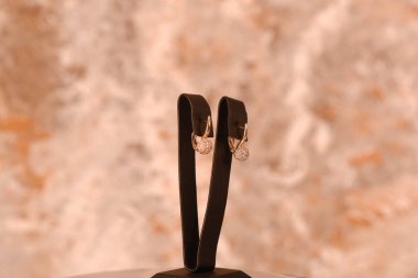 luxury gold and diamond jewelery