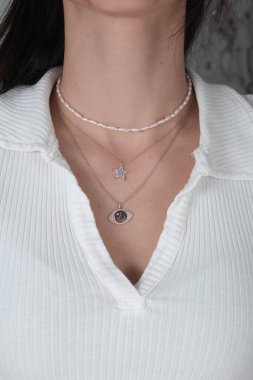 luxury gold and diamond jewelery